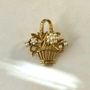 3/$10   1928 Pearl Basket Brooch